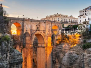 Zájezd na 6 nocí do Andalusie: paláce, kaňony, Gibraltar i koupání v moři