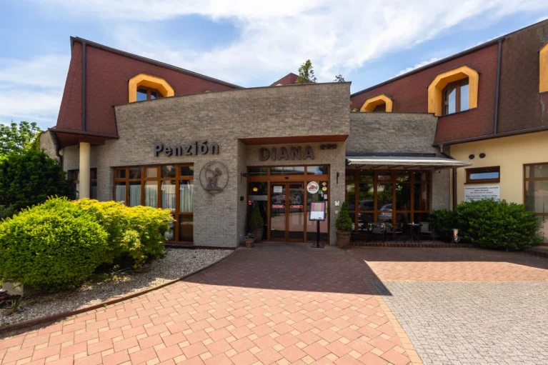 Wellness pobyt v centru lázeňských Piešťan se snídaní nebo polopenzí