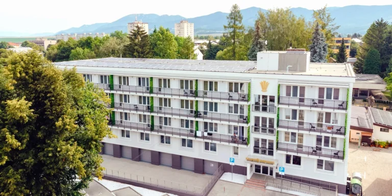 Pobyt v Turčianských Teplicích se vstupem do aquaparku s léčivou vodou, možnost masáže a polopenze