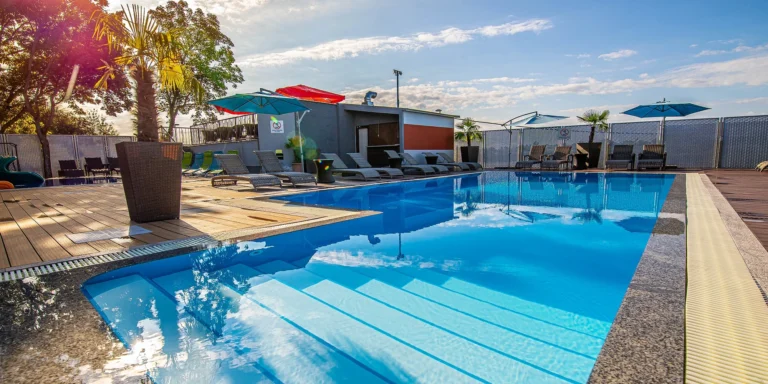 Sluneční jezera: 4* hotel s polopenzí a wellness i celodenním vstupem do aquaparku