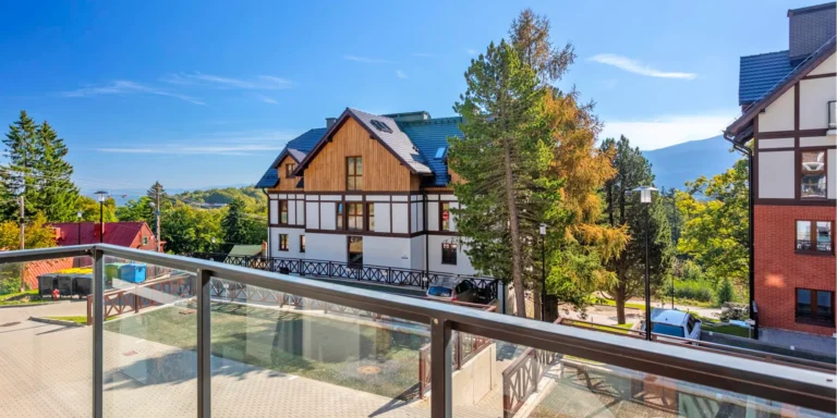 Apartmány až pro 6 osob ve Sklářské Porubě: wellness, fitness i možnost snídaně