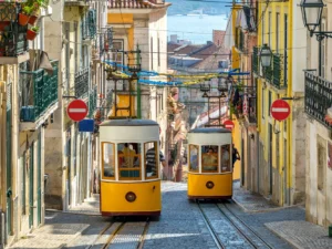 Zájezd do Portugalska na 4 noci s letenkou a ubytováním se snídaní