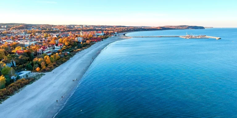 Aqua House u pláže v Sopotech: možnost polopenze, super zázemí pro rodiny a aquapark