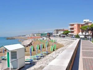 Caorle: dvoudenní relax u moře, vč. autobusové dopravy a 1 noci v hotelu se snídaní