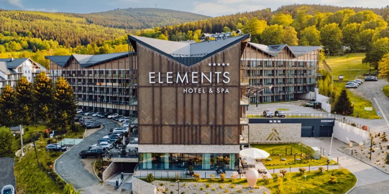 Świeradów-Zdrój: luxusní 5* hotel, snídaně či polopenze, wellness a atrakce