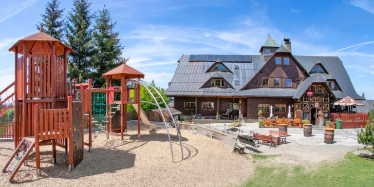 Horský hotel na hřebeni Javorníků: snídaně či polopenze, romantika se saunou a v létě bazén
