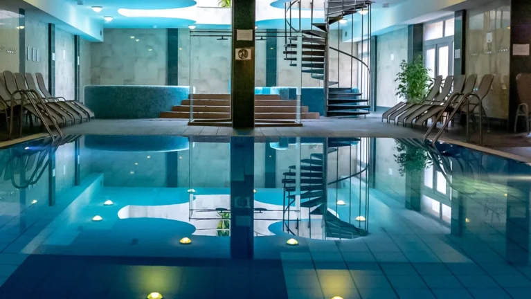 Wellness pobyt v lázeňském městě Zalakaros: neomezeně sauna, bazén a polopenze