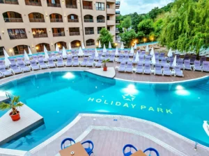 All inclusive dovolená v Bulharsku: apartmány pro páry i rodiny, bazén, animace i děti zdarma