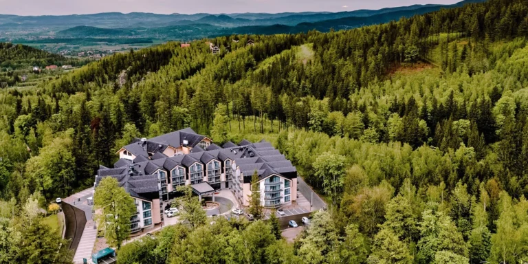 Krásné apartmány na polské straně Sněžky: snídaně nebo polopenze, wellness i výlety, možnost sauny na pokoji