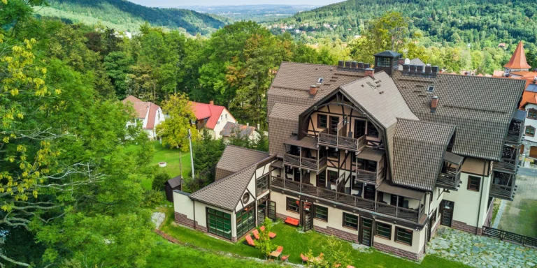 Horský wellness pobyt v Polsku: snídaně či polopenze, možnost procedur i české pivo