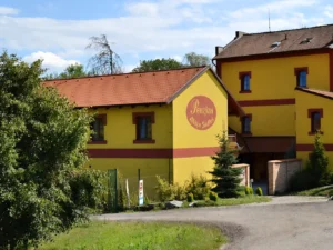 Pobyt na jižní Moravě: až 5 dní pohody s polopenzí i lahví vína mezi Lednicí, Mikulovem a Valticemi