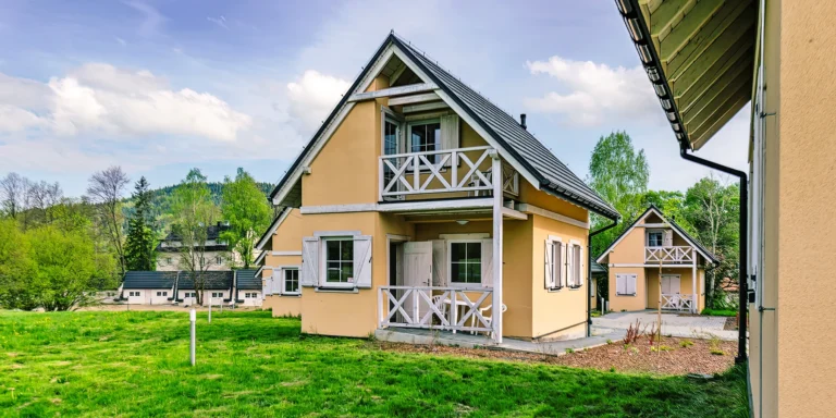 Stylová chatka v polských Beskydech až pro 7 osob: možnost jídla a neomezený wellness