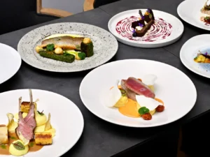 Restaurace v 7. patře Tančícího domu: 3chodové menu pro 2 osoby podle výběru