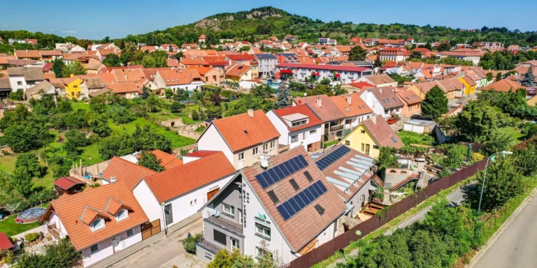 Odpočinek na jihu Moravy: pobyt v Mikulově se stravou i vířivkou a degustací vín