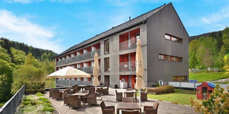 Dovolená v Janských Lázních: krásný hotel u lanovky, s polopenzí i neomezeným wellness