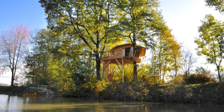 Netradiční relax v Českém ráji: domek na stromě až pro 4 osoby a zapůjčení loďky i možnost snídaňového koše