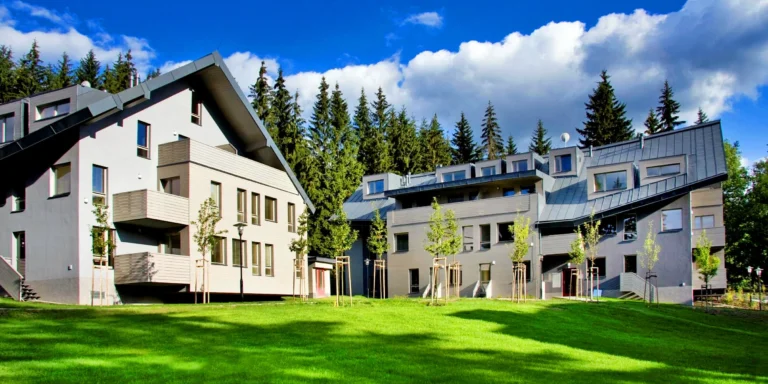 Krásné apartmány v Harrachově: snídaně a vstup do saunového světa Grotta Spa