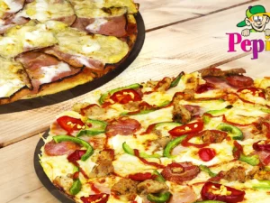 2 poctivé Pepinovy pizzy s rozvozem a krabicí v ceně: na výběr 16 druhů