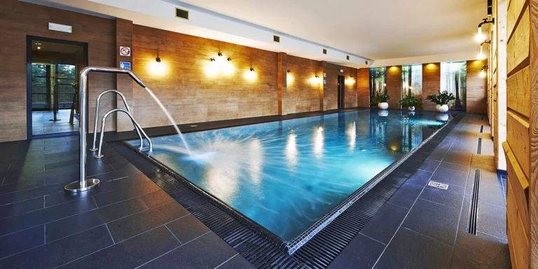 Pobyt v polských Krkonoších: moderní apartmány, snídaně a wellness
