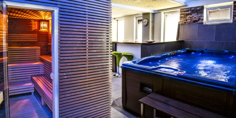 Relax na jihu Čech: snídaně, neomezený vstup do wellness i romantický balíček