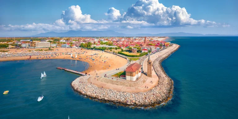 Jednodenní výlet na sever Itálie: plážové letovisko Caorle, doprava busem