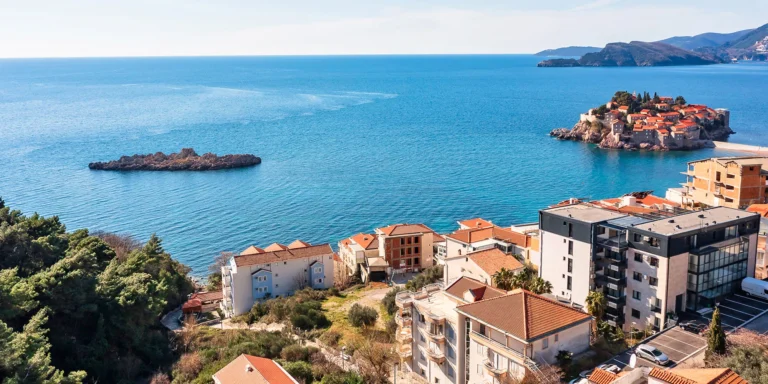 Apartmány v Černé Hoře, letovisko Sveti Stefan: 200 metrů od pláže