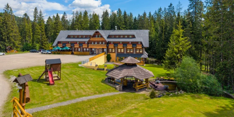 Pobyt na Oravě: 3* hotel s polopenzí, neomezený wellness a aktivity