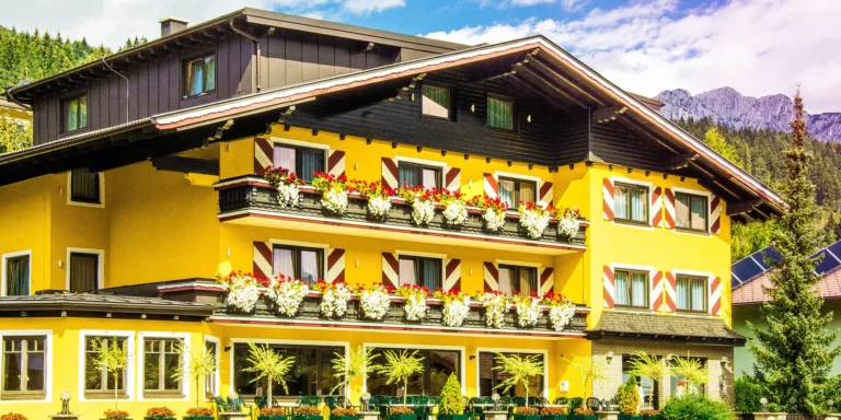 Rakouský Schladming: dovolená ve 3* hotelu s polopenzí, neomezeným wellness a kartou výhod
