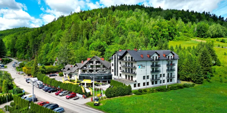 Hotel nedaleko Szczyrku: snídaně či polopenze, wellness i nabitý romantický balíček