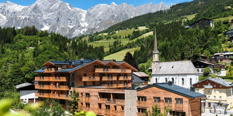 Rakouské Alpy: moderní apartmán s kuchyňkou a turistická karta plná slev