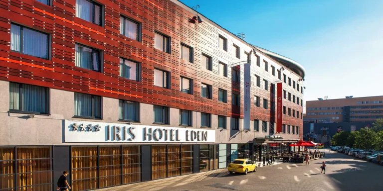 4* hotel v srdci stadionu fotbalové Slavie: ubytování se snídaní