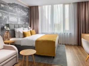 Relaxační pobyt v luxusní rezidenci v centru Prahy pro pár i rodinu: snídaně i vstup do wellness