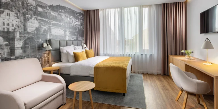 Relaxační pobyt v luxusní rezidenci v centru Prahy pro pár i rodinu: snídaně i vstup do wellness