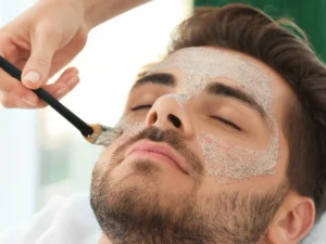 Upravený gentleman: 60minutová důkladná kosmetická péče pro muže