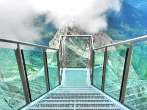 Dachstein pro odvážné: nebeská stezka, visutý most a schody do prázdna