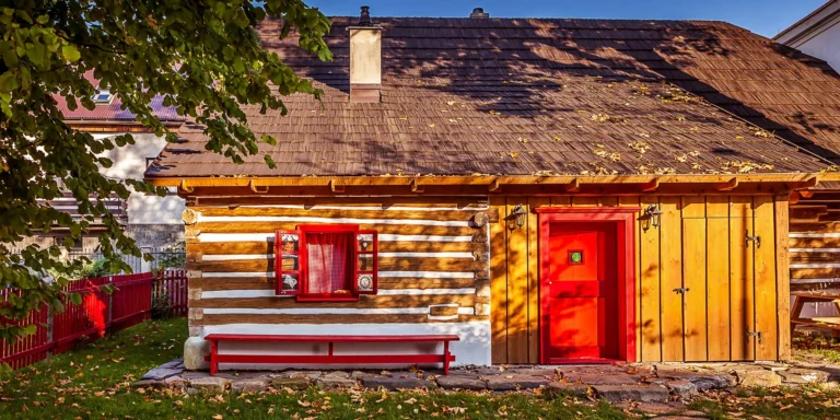 Pohádková Vysočina: pronájem stylové roubenky v Hlinsku až pro 8 výletníků