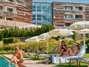 Luxusní pobyt v Korutanech: regionální strava, hotel přímo u sjezdovky, obří wellness a turistická karta