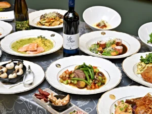 3–5chod. menu dle výběru pro 2 v Grandhotelu Bohemia: konfitované kachní prso, pstruh i dort