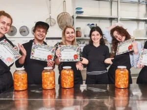 Vyrobte si vlastní kimchi: čtyřhodinový kurz pro 1 i 2 osoby, ochutnávka a sleva na nákup