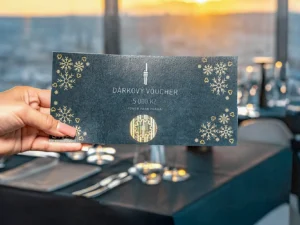 Otevřené vouchery na jídlo i nápoje ve 3 restauracích Žižkovské věže: Miminoo, Oblaca a Bistro 66