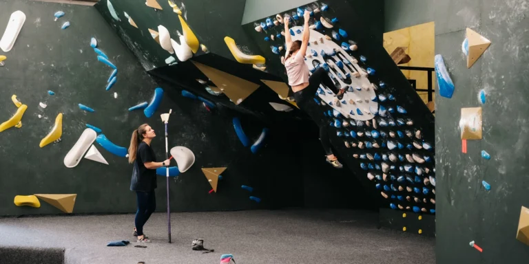 Individuální lekce boulderingu na nové stěně na Ruzyni pro 1 nebo 2 osoby