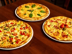 Jedna nebo dvě pizzy o průměru 32 cm podle výběru z 9 druhů