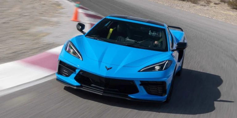 Jízda v Corvette C8 Convertible v Mostě, Brně, Vysokém Mýtě nebo Sosnové