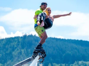 Tandemový let na flyboardu s profesionálem: možnost videozáznamu