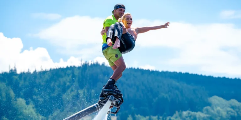 Tandemový let na flyboardu s profesionálem: možnost videozáznamu