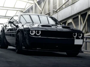 15–50min. jízda v Dodge Challenger Widebody: Síla a styl na maximum