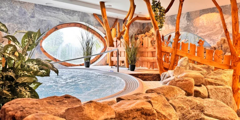 Wellness v resortu Peklo Čertovina pro 1 nebo 2 osoby: 60–90 minut rajské relaxace i masáž