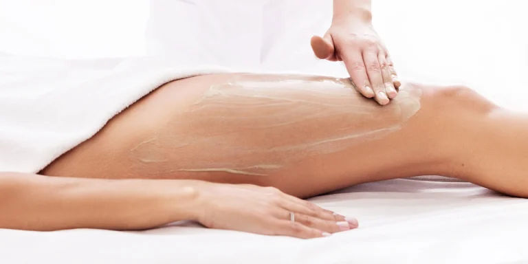 Kosmetická péče o tělo i obličej: peeling, masáž, zeštíhlující i anti-age procedura