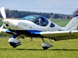 Pilotem na zkoušku: 30–45 min. letu v letadle Bristell nebo Tecnam pro 1 osobu