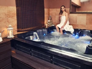 Privátní wellness pro dva: vířivka, finská sauna i varianta s občerstvením